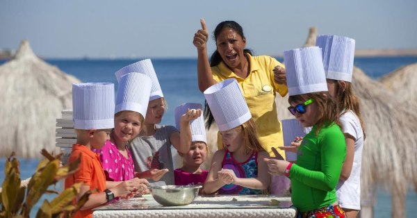 kids arae Sunrise Arabian Beach Resort