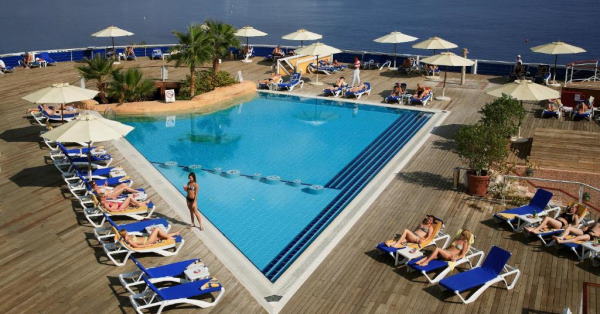Lido Sharm Hotel Naama Bay outdoor pool
