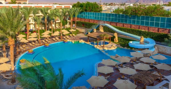 Xperience Sea Breeze Resort swimming pool